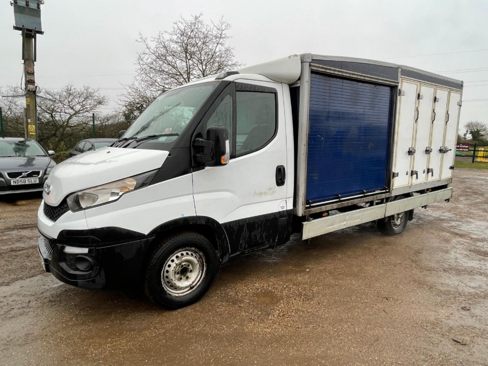 IVECO CONTROLLED TEMPERATURE DELIVERY BOX VAN REG:BW15 OKA. AUTOMATIC GEARBOX. WITH V5. 108,526 REC - Image 11 of 19