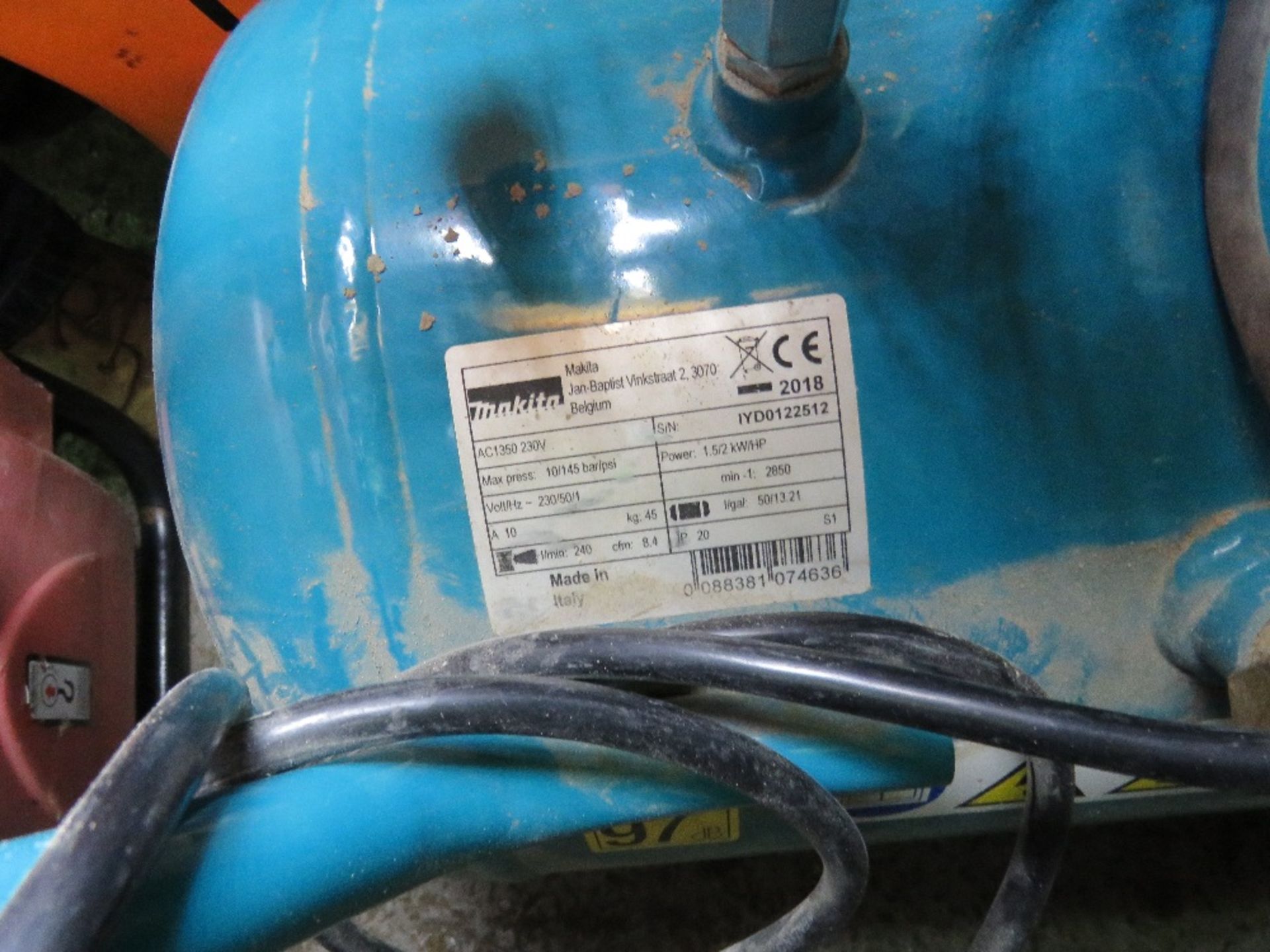 MAKITA 110VOLT MINI COMPRESSOR. UNTESTED, CONDITION UNKNOWN. - Image 3 of 3