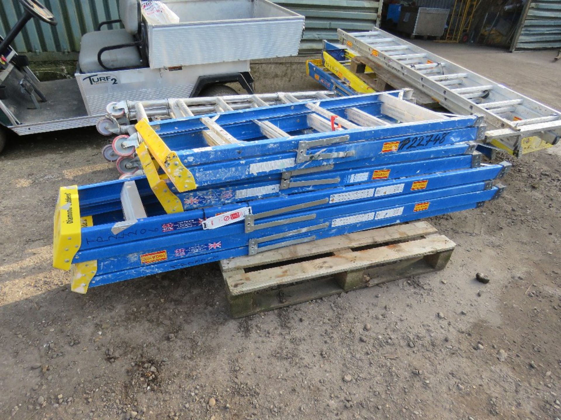 4 X BLUE GRP STEP LADDERS.