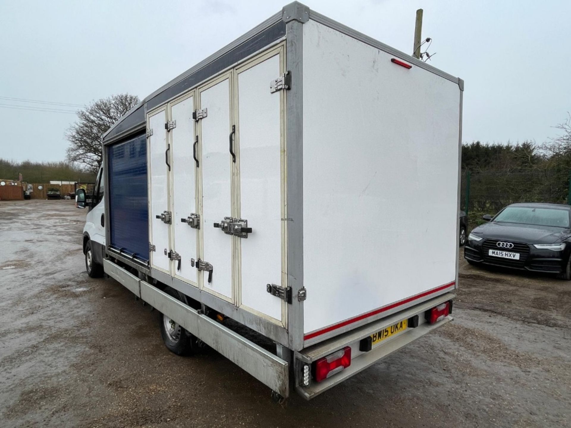 IVECO CONTROLLED TEMPERATURE DELIVERY BOX VAN REG:BW15 OKA. AUTOMATIC GEARBOX. WITH V5. 108,526 REC - Image 13 of 19