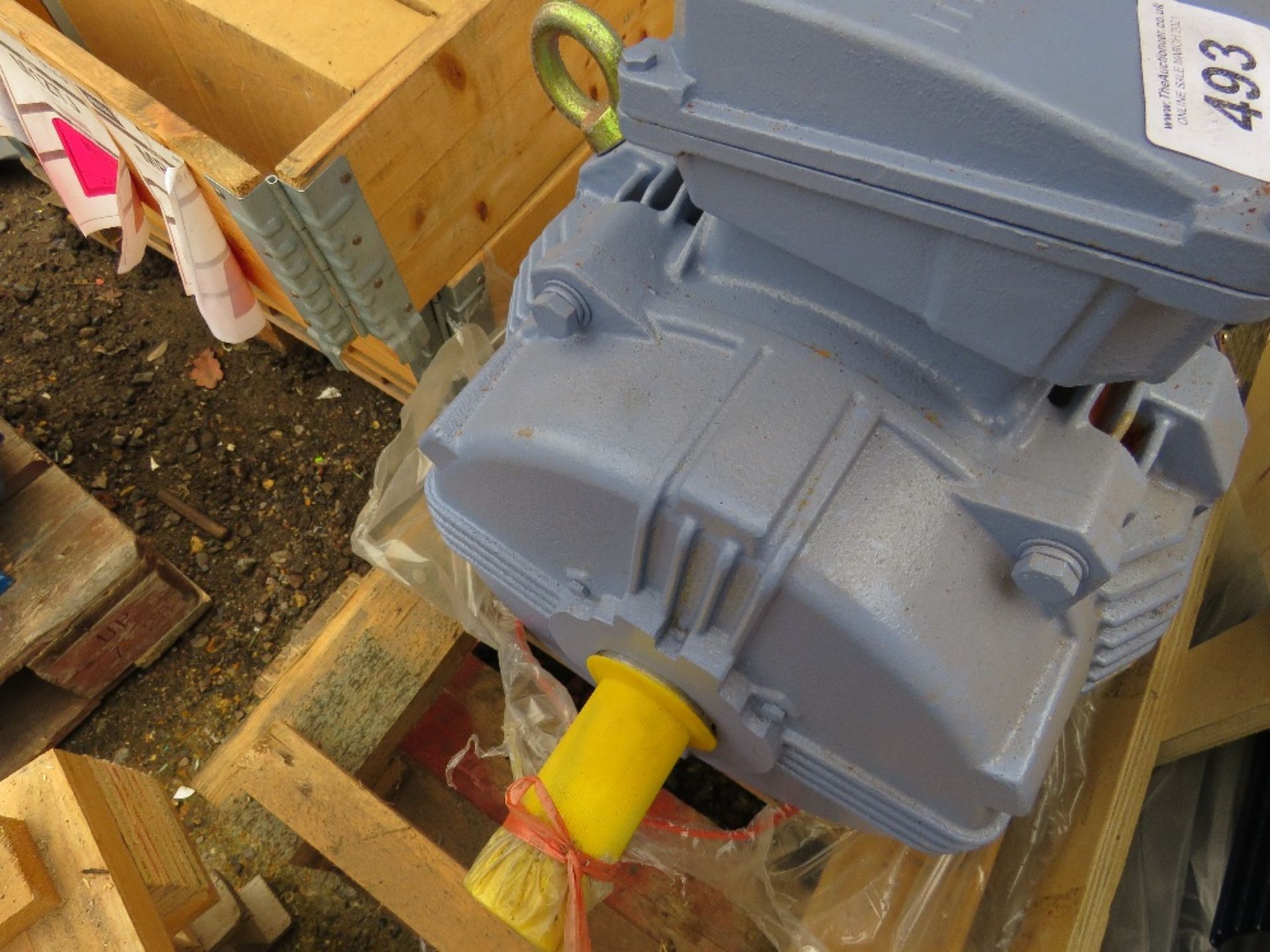 1 X INDUSTRIAL MARATHON 22KW RATED ELECTRIC MOTOR, SOURCED FROM DEPOT CLEARANCE. - Image 3 of 3