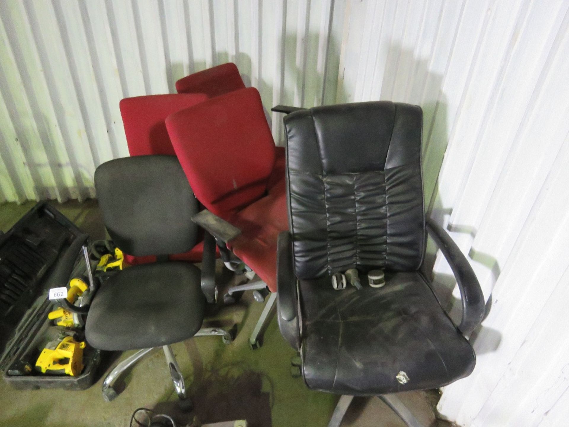 5 X OFFICE CHAIRS. - Image 2 of 2