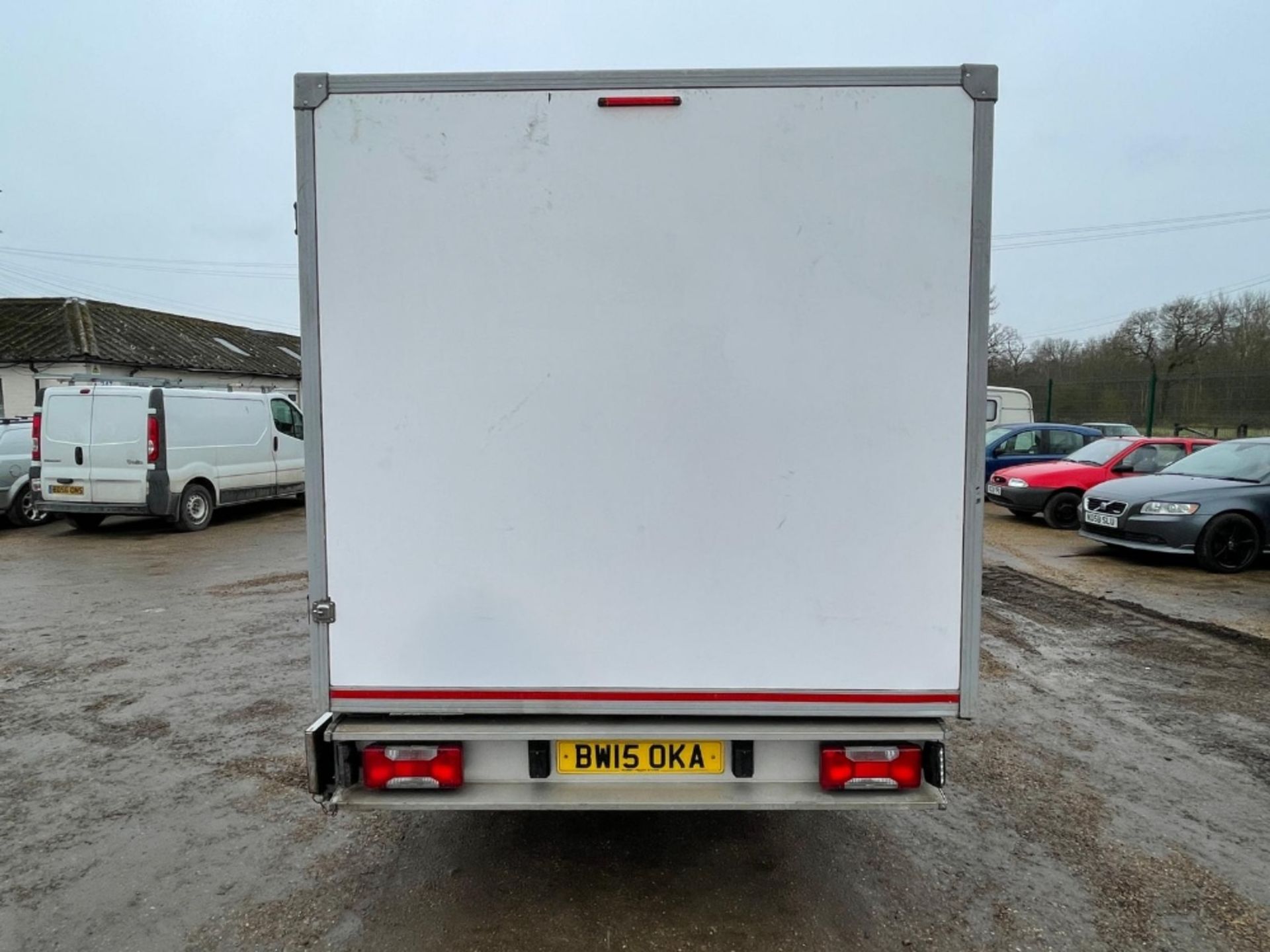 IVECO CONTROLLED TEMPERATURE DELIVERY BOX VAN REG:BW15 OKA. AUTOMATIC GEARBOX. WITH V5. 108,526 REC - Image 14 of 19