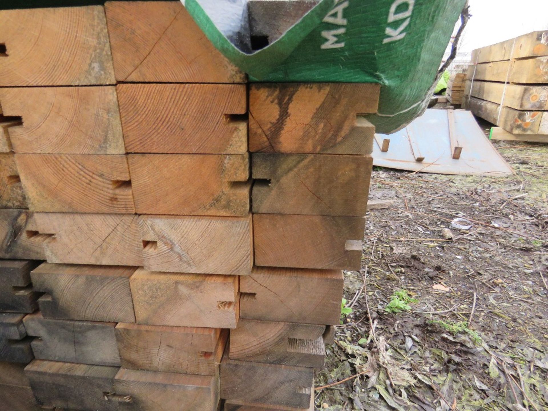 PACK OF SLOTTED TIMBER POSTS 1.78M X 9.5CM X 5CM APPROX. - Image 3 of 3