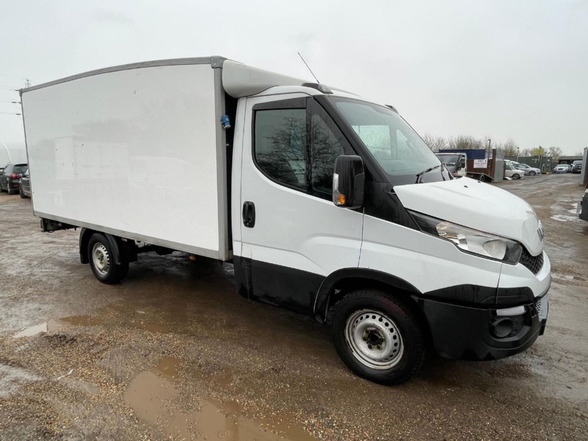 IVECO CONTROLLED TEMPERATURE DELIVERY BOX VAN REG:BW15 OKA. AUTOMATIC GEARBOX. WITH V5. 108,526 REC