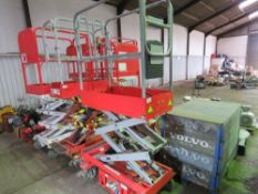 POPUP PUSH PRO SCISSOR LIFT ACCESS PLATFORM, YEAR 2013, SN:000192. WHEN TESTED WAS SEEN TO LIFT AND