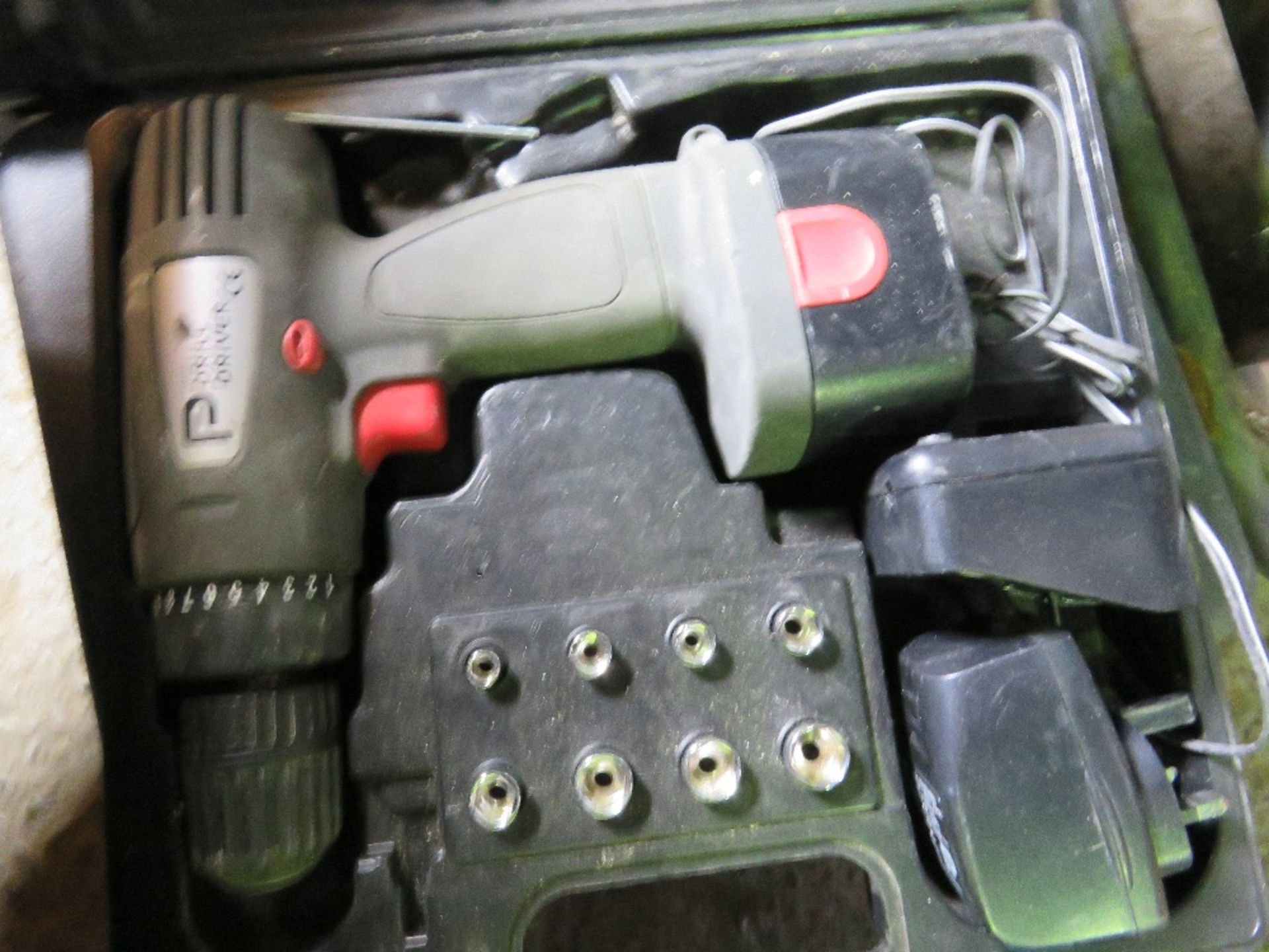 3 X BATTERY DRILLS IN CASES. - Image 2 of 3