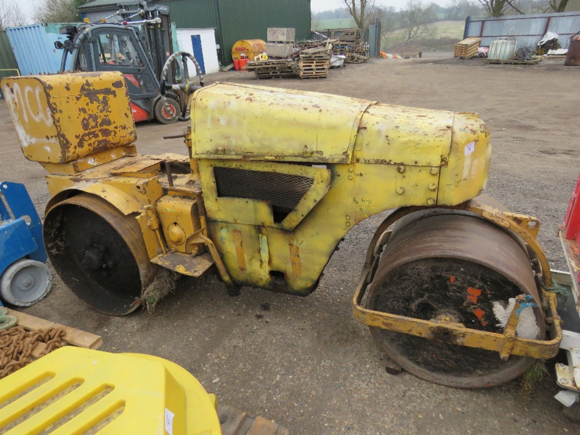 RIDE ON CRICKET PITCH ROLLER. WHEN TESTED WAS SEEN TO RUN AND DRIVE (NEEDS JUMP START)