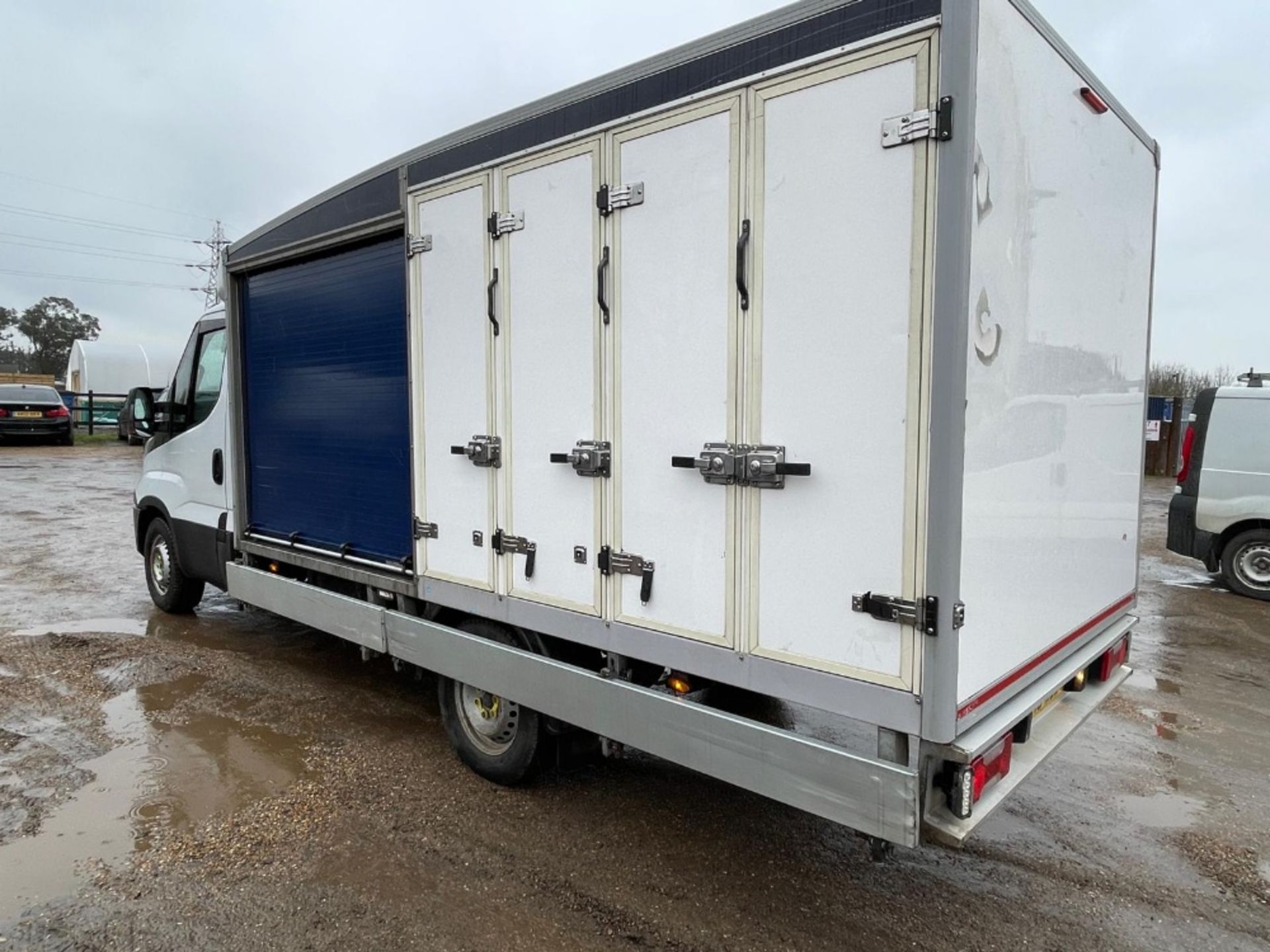 IVECO CONTROLLED TEMPERATURE DELIVERY BOX VAN REG:BP15 WBD. AUTOMATIC GEARBOX. WITH V5. - Image 14 of 17