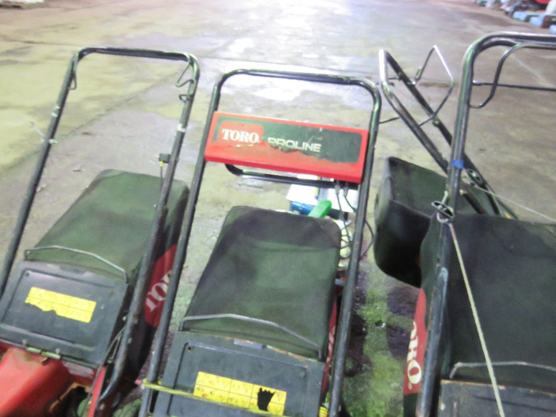 TORO COMMERCIAL ROTARY MOWER. - Image 2 of 3