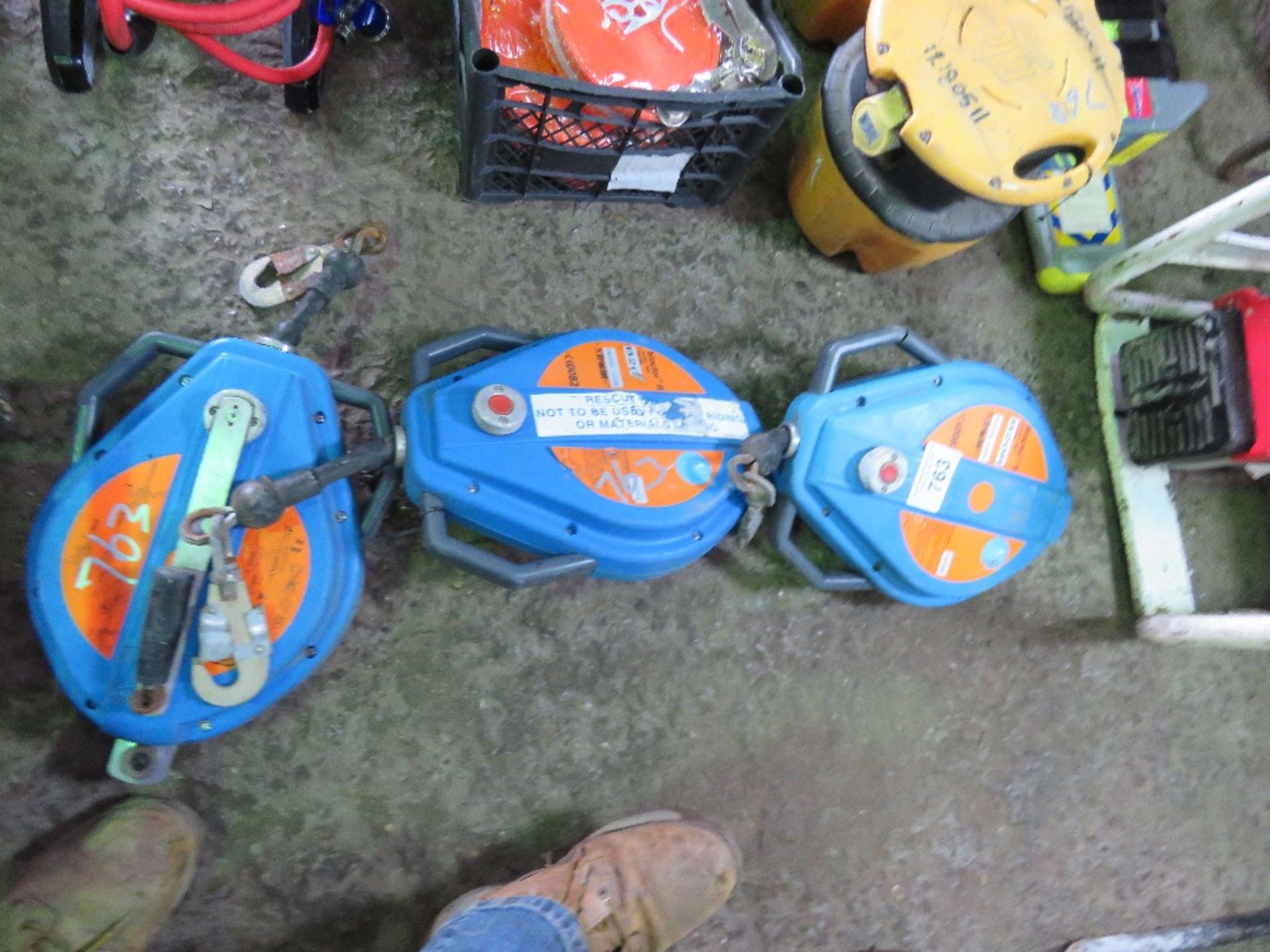 3 X MAN RECOVERY WINCHES, UNTESTED.