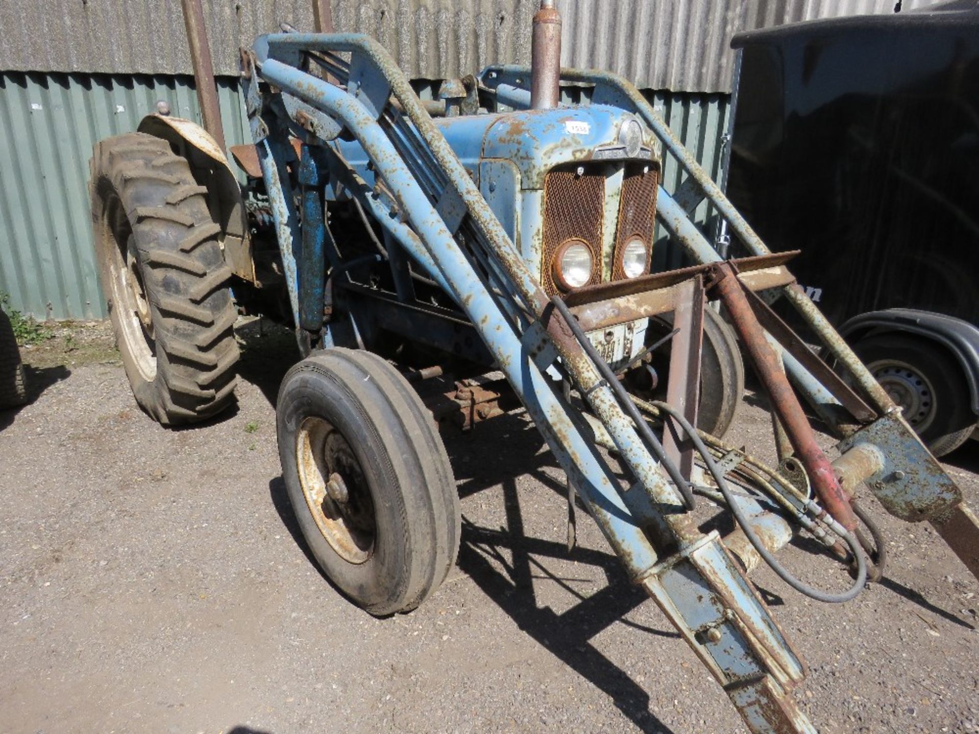 FORDSON SUPER MAJOR (NEW PERFORMANCE TYPE). 1963 REGISTERED 69 WPU (LOG BOOK LOST)