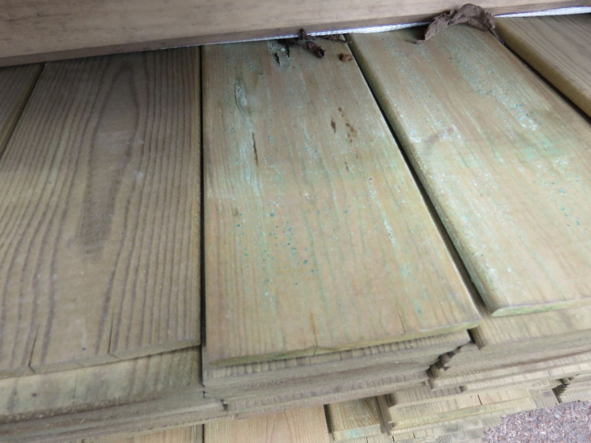 LARGE PACK FLAT MACHINED FINISH CLADDING TIMBER BOARDS 1.74M X 9.5CM APPROX, PRESSURE TREATED. - Image 2 of 3