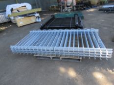 6 X BOWTOPPED GALVANISED PANELS 1440MM HEIGHT X 2740MM WIDE EACH. PALLET U.