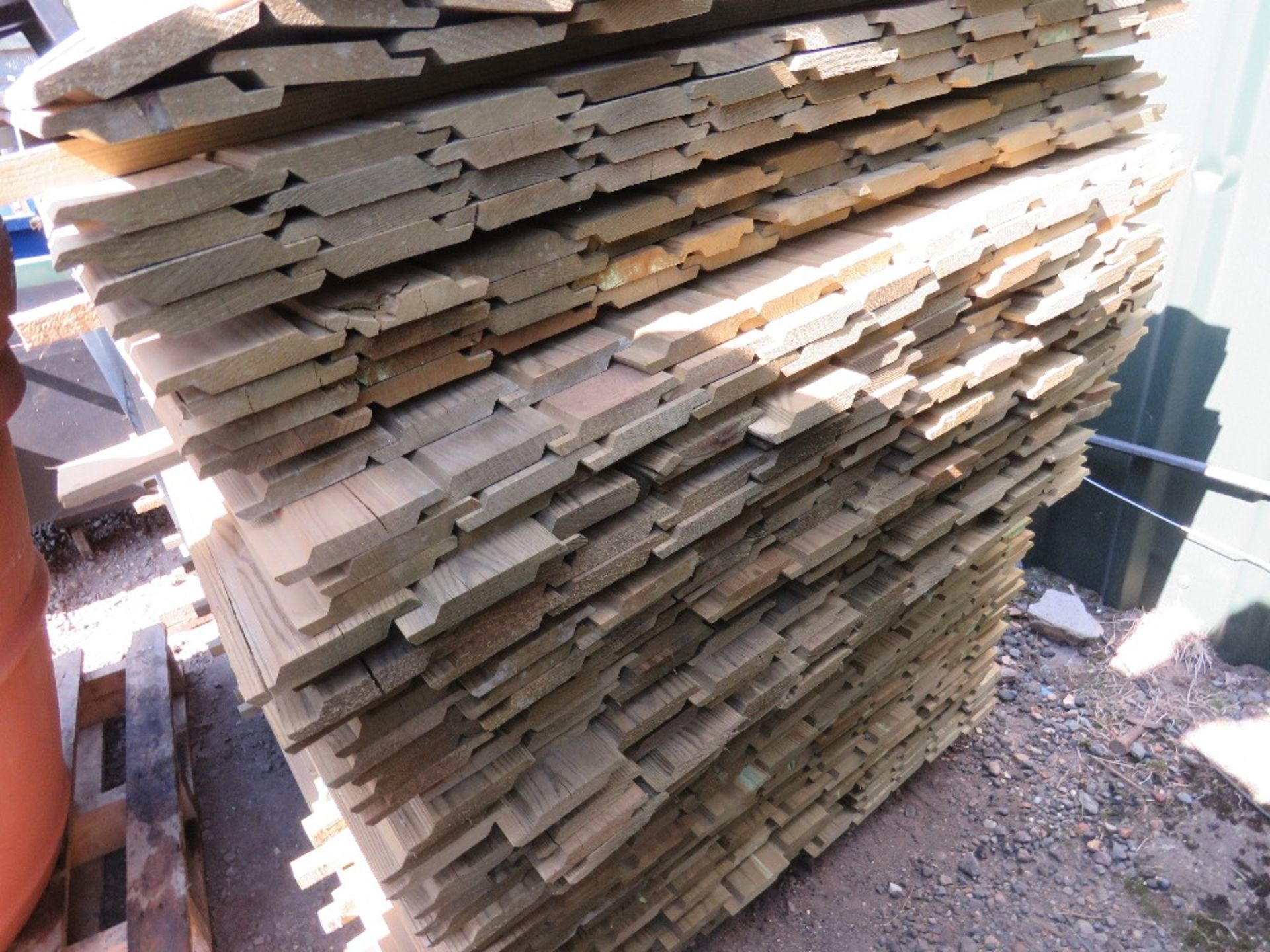 PACK OF PRESSURE TREATED SHIPLAP TIMBER FENCE CLADDING BOARDS, 1.73M LENGTH X 9.5CM WIDTH APPROX. - Image 2 of 3
