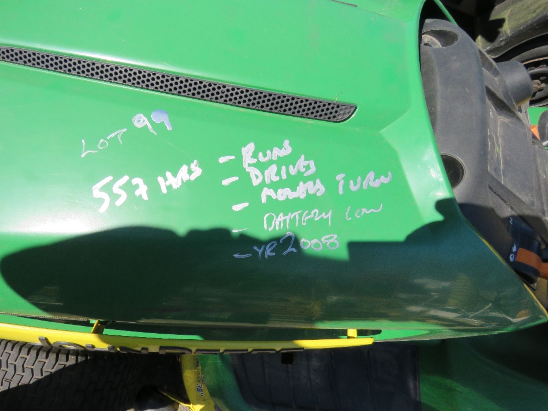 JOHN DEERE X540 PROFESSIONAL RIDE ON PETROL MOWER. PREVIOUS COUNCIL USEAGE. STRAIGHT FROM STORAGE, - Image 6 of 6