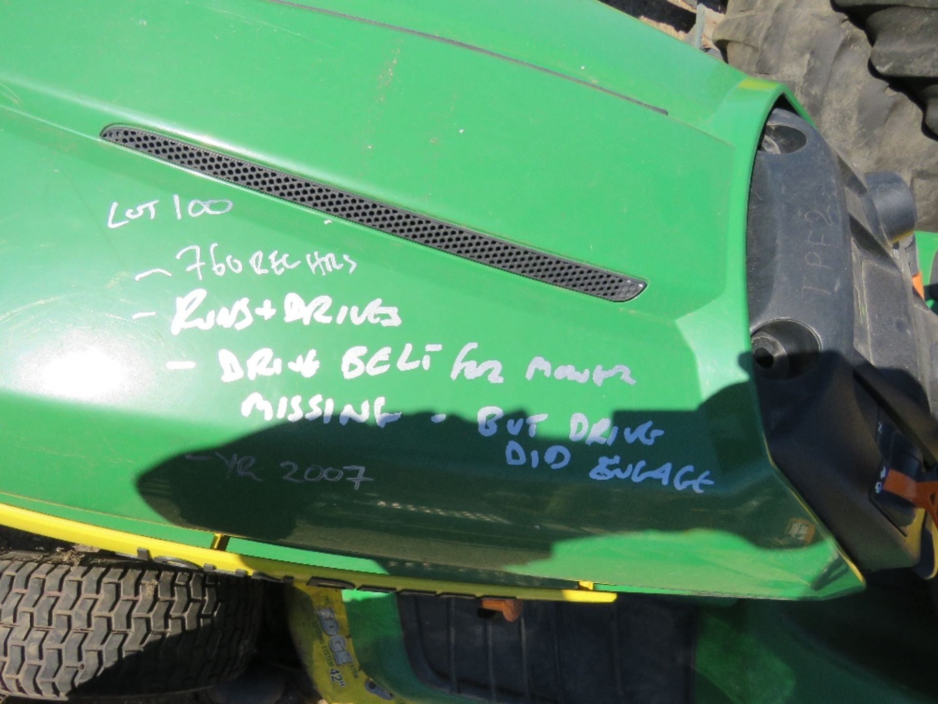 JOHN DEERE X540 PROFESSIONAL RIDE ON PETROL MOWER. PREVIOUS COUNCIL USEAGE. STRAIGHT FROM STORAGE, - Image 5 of 5
