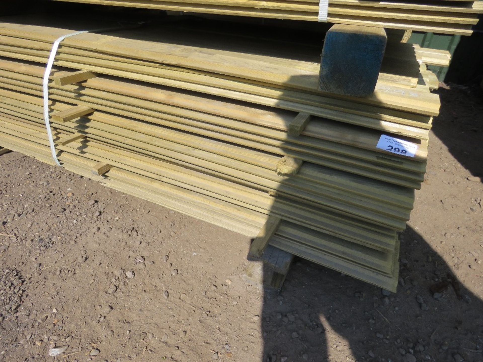 SMALL PACK OF PRESSURE TREATED SHIPLAP TIMBER FENCE CLADDING BOARDS, 1.73M LENGTH X 9.5CM WIDTH APPR