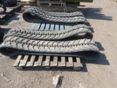 2 X PART WORN KUBOTA 2.5-3 TONNE MINI DIGGER TRACKS.