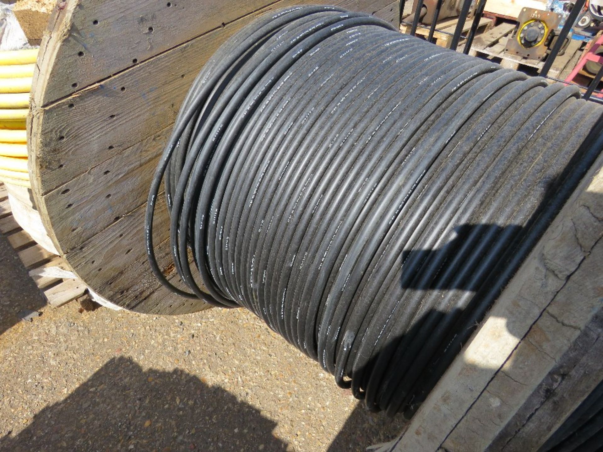 ROLL OF FIBRE CABLE, 5MM.