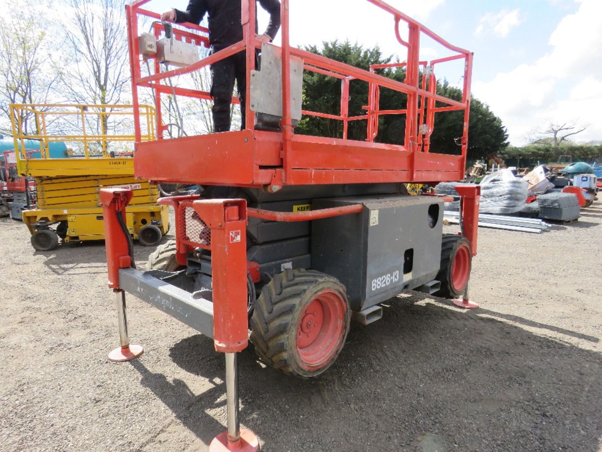 SKYJACK SJ6826RT ROUGH TERRAIN SCISSOR LIFT UNIT, YEAR 2008. 10 M RATED . SN:37001680. DIESEL ENGIN - Image 11 of 15