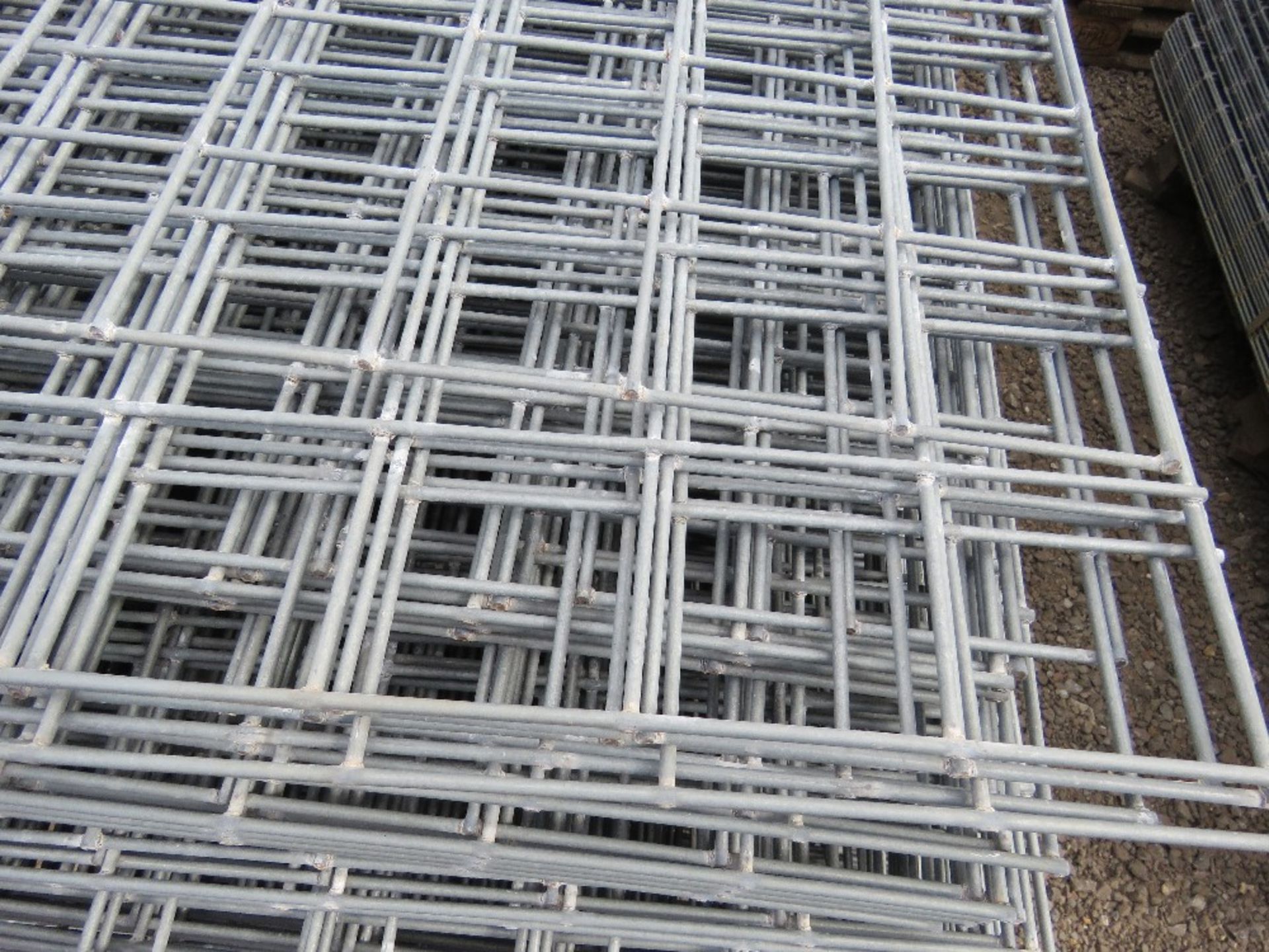 PALLET CONTAINING APPROXIMATELY 140 X SQUARE MESH PANELS. 54CM X 137CM APPROX, 3" SQUARE HOLES. - Image 2 of 3