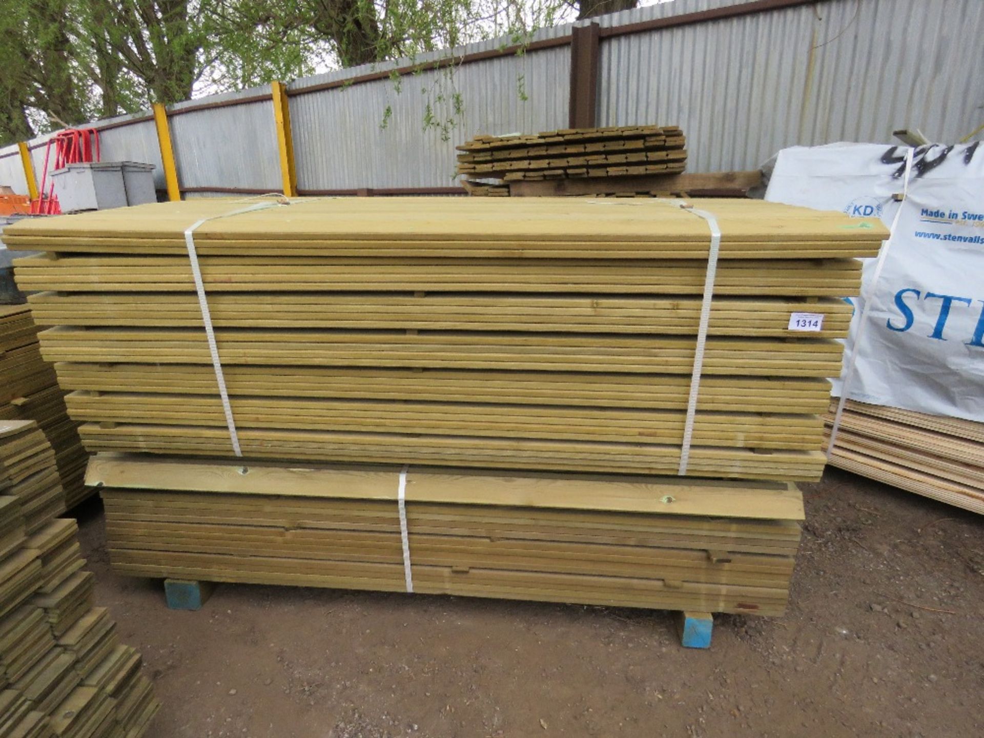 LARGE QUANTITY OF TREATED CLADDING BOARDS 1.83M X 70MM X 18MM APPROX - Image 2 of 7