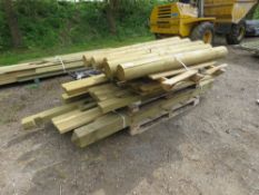 STACK OF ASSORTED USEFUL FENCING TIMBERS.