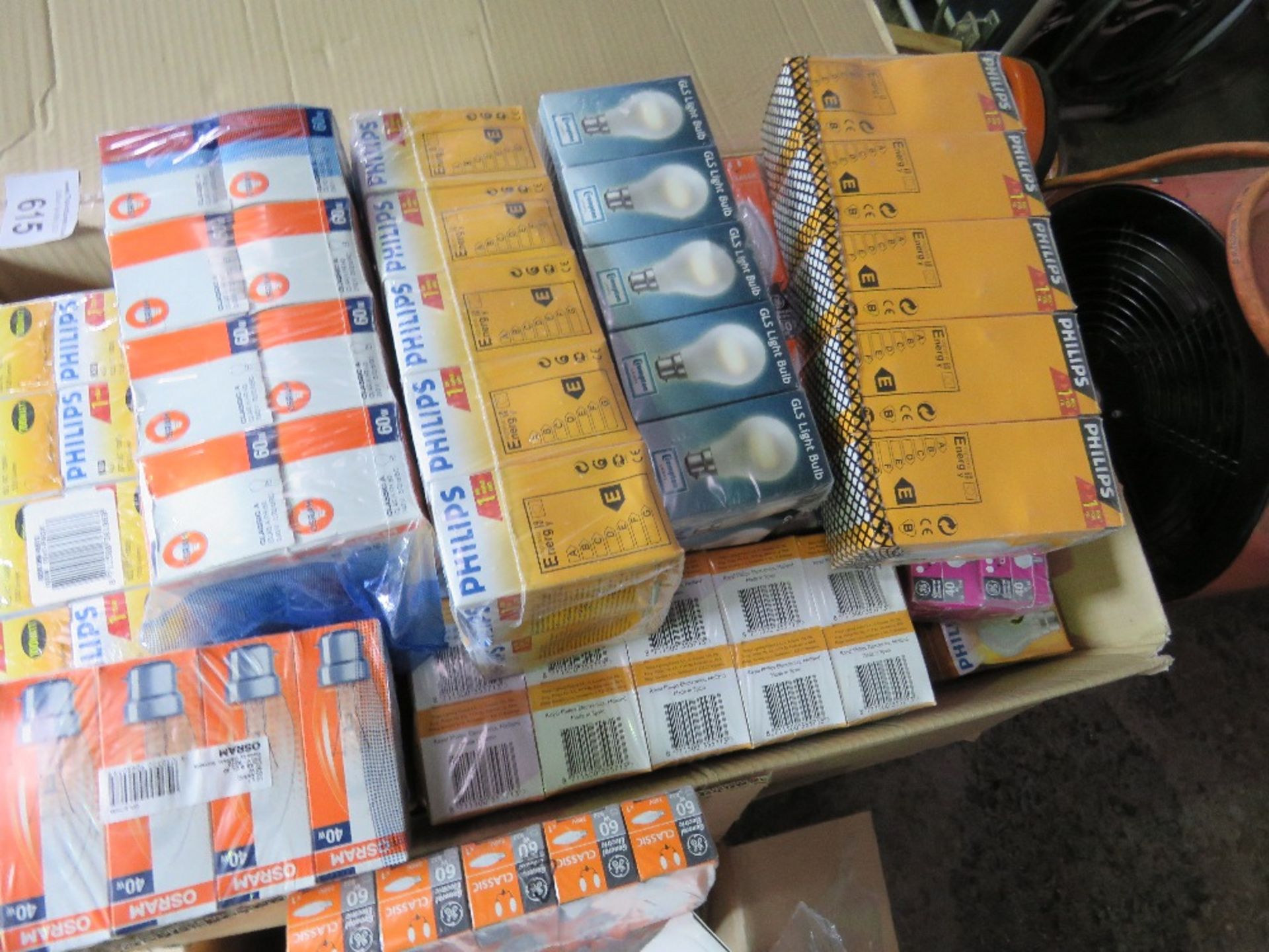 2 X BOXES OF ASSORTED LIGHT BULBS, UNUSED. - Image 3 of 4