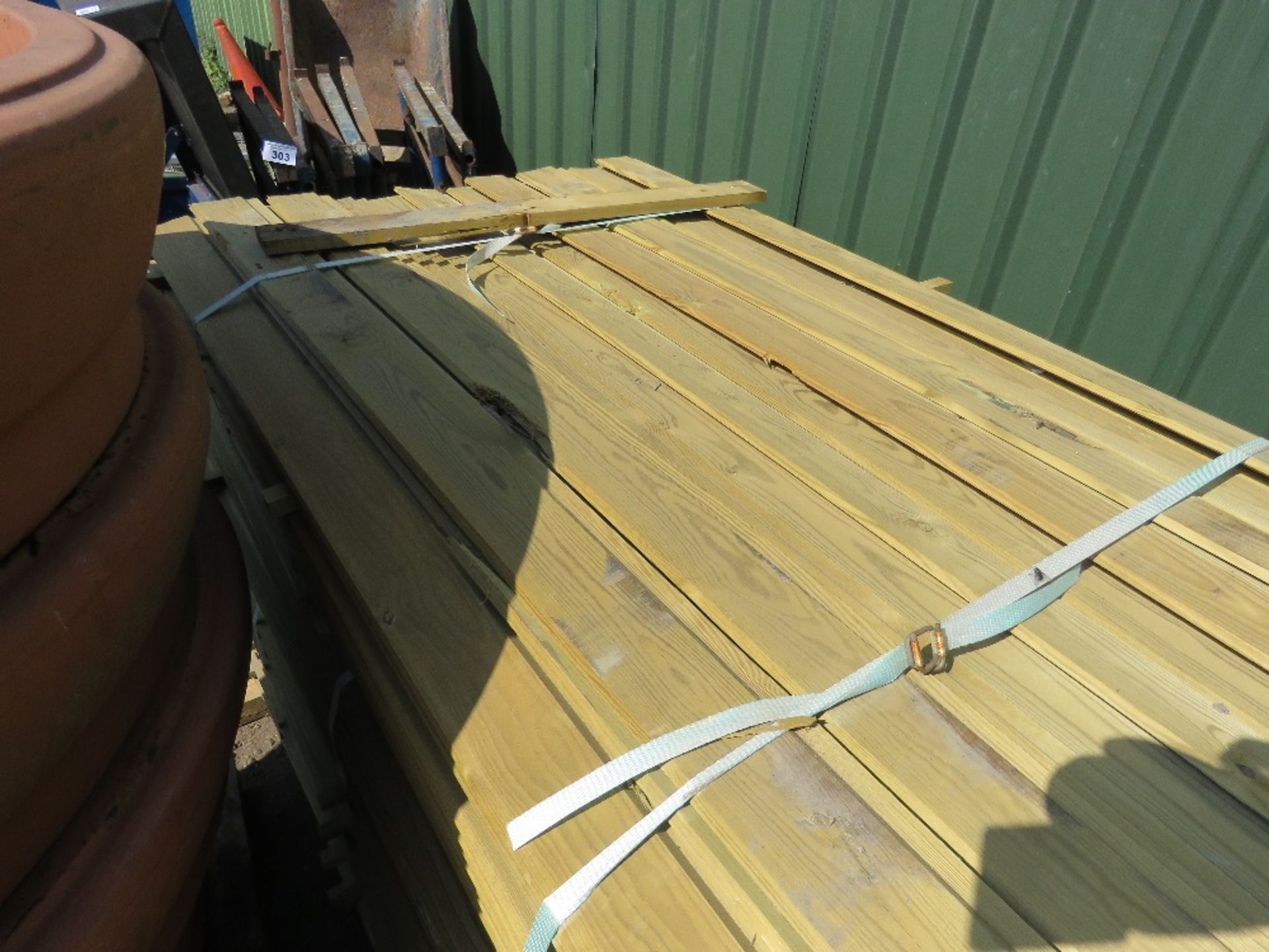 PACK OF PRESSURE TREATED SHIPLAP TIMBER FENCE CLADDING BOARDS, 1.73M LENGTH X 9.5CM WIDTH APPROX. - Image 3 of 3