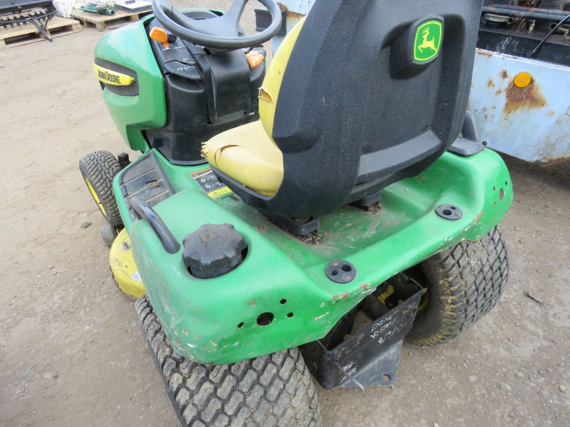 JOHN DEERE X540 PROFESSIONAL RIDE ON PETROL MOWER. PREVIOUS COUNCIL USEAGE. STRAIGHT FROM STORAGE, - Image 4 of 4