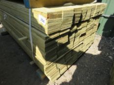 PACK OF PRESSURE TREATED FEATHER EDGE TIMBER FENCE CLADDING BOARDS, 1.65M LENGTH X 10.5CM WIDTH APPR