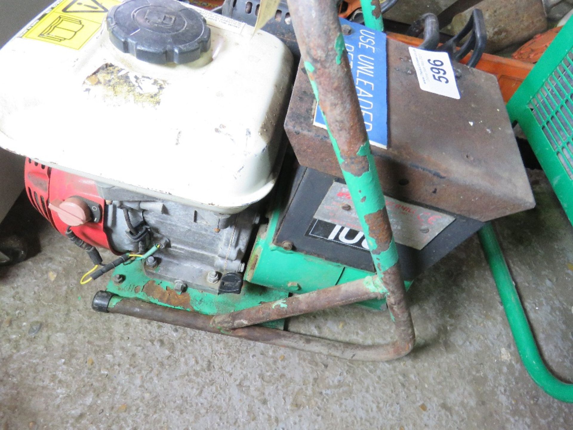 PETROL GENERATOR. UNTESTED, CONDITION UNKNOWN. - Image 3 of 3