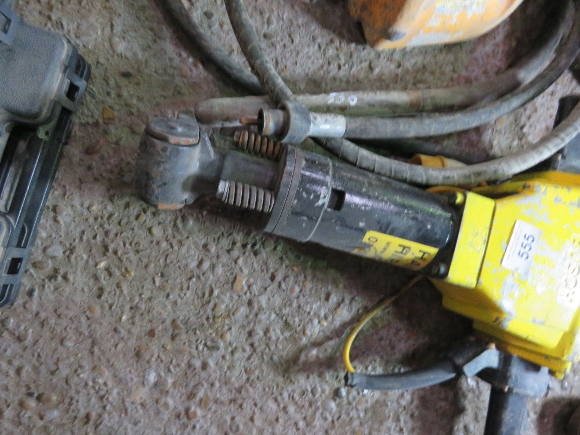 BOSCH 110VOLT UPRIGHT BREAKER, CONDITION UNKNOWN. - Image 2 of 2