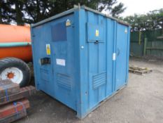 GROUNDHOG PLUG AND GO SITE STORAGE UNIT 8FT X 9FT APPROX WITH ELECTRIC HOOK UP. COMPRISING 2/3 BUNDE