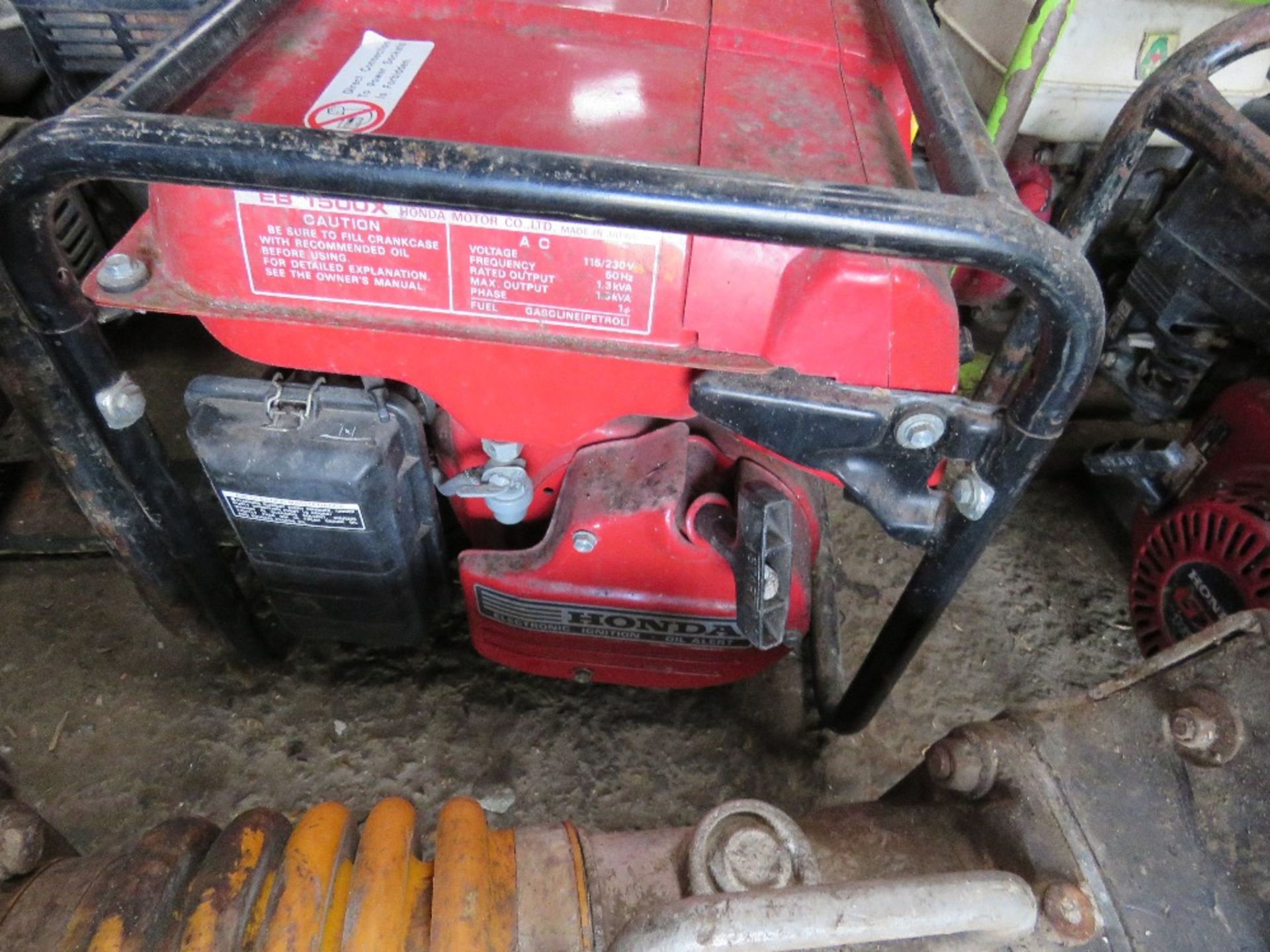 PETROL ENGINED GENERATOR, CONDITION UNKNOWN. DIRECT FROM UTILITIES CONTRACTOR. - Image 3 of 3