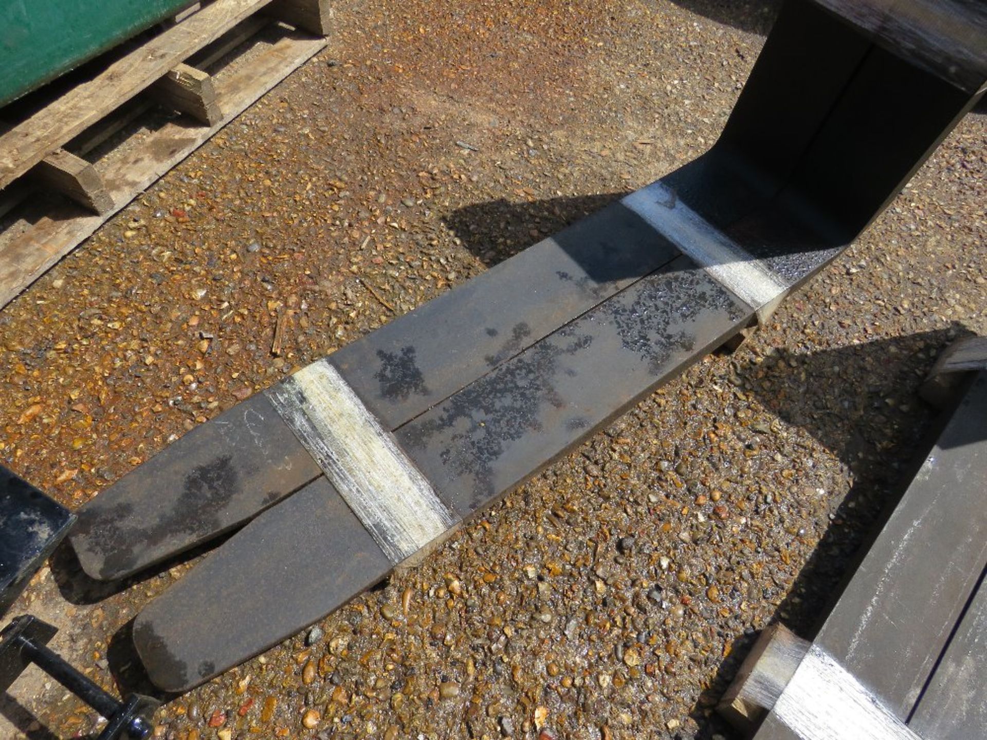 PAIR OF CLASS 3 FORKLIFT TINES, NEVER FITTED. 1200 X 150MM SIZE. - Image 2 of 4