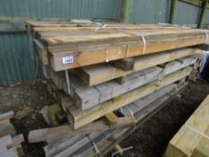 VERY LARGE STACK OF ASSORTED FENCING TIMBERS AND POSTS 2.4-2.7M LENGTH APPROX.