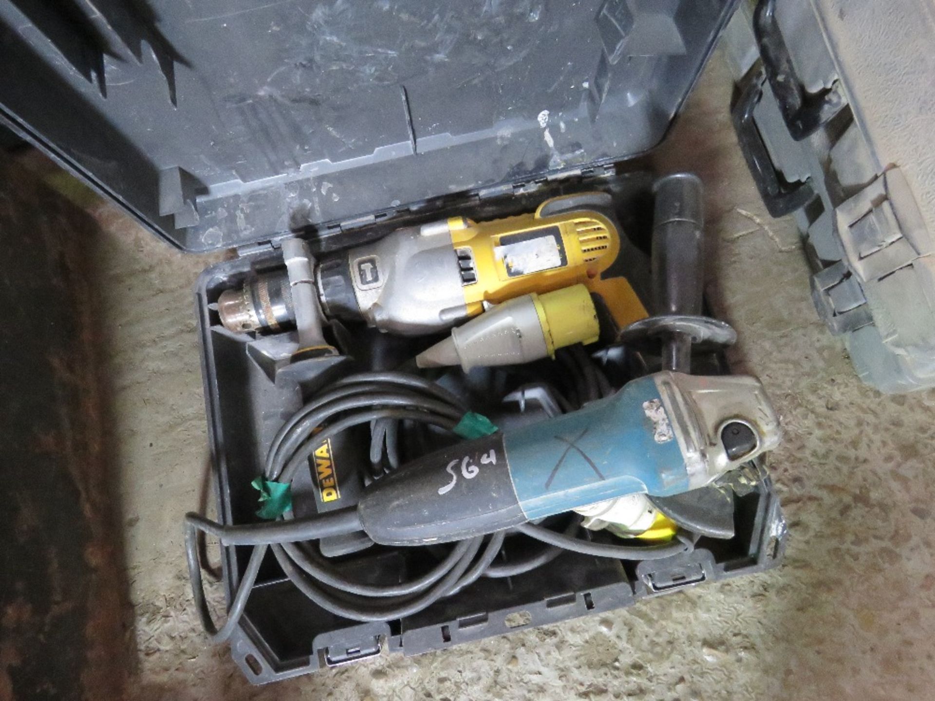 DEWALT DRILL AND A MAKITA GRINDER, 110VOLT.UNTESTED, CONDITION UNKNOWN.