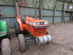 KUBOTA L3250 4WD TRACTOR ON GRASS TYRES. 4080 REC HOURS. SHUTTLE GEARBOX. SN:51408.