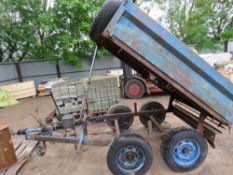 TWIN AXLED TIPPING TRAILER 6FT X 5FT APPROX. WHEN TESTED WAS SEEN TO LIFT AND LOWER WITH HAND PUMP W