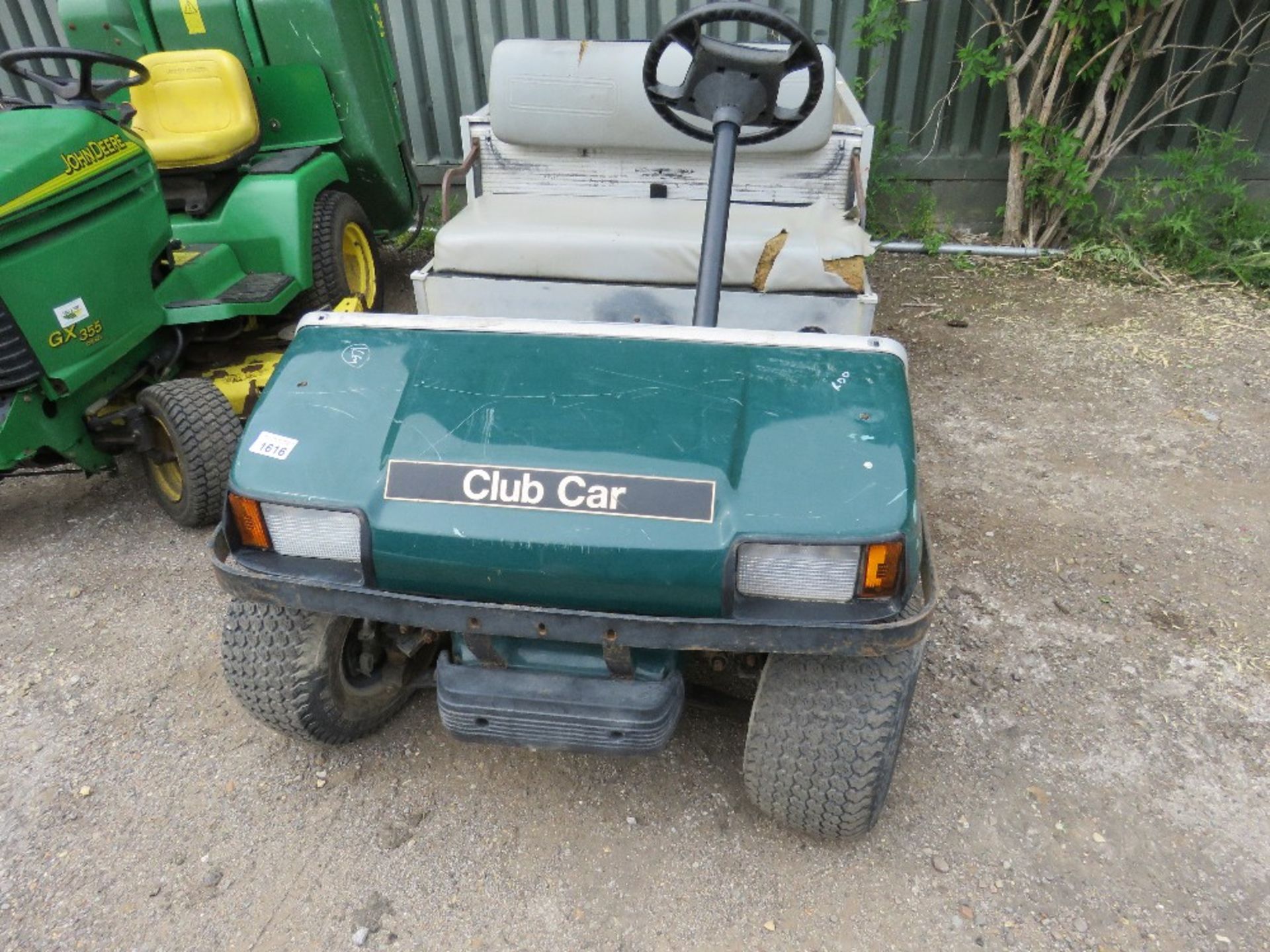 CLUBCAR CARRYALL PETROL UTILITY TRUCK. WHEN TESTED WAS SEEN TO DRIVE, STEER AND BRAKE, - Image 2 of 5