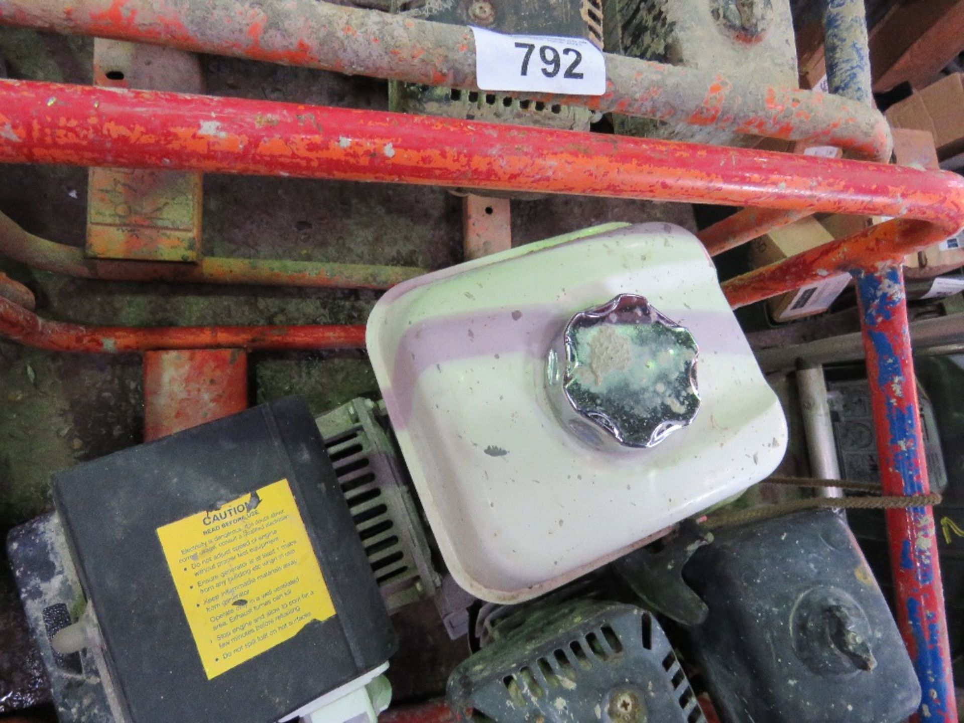 PETROL ENGINED GENERATOR, SPARES/REPAIR. UNTESTED, CONDITION UNKNOWN. - Image 3 of 3