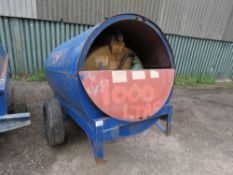 SITE TOWED 1000 LITRE BUNDED BOWSER WITH HAND PUMP, HOSE AND GUN.