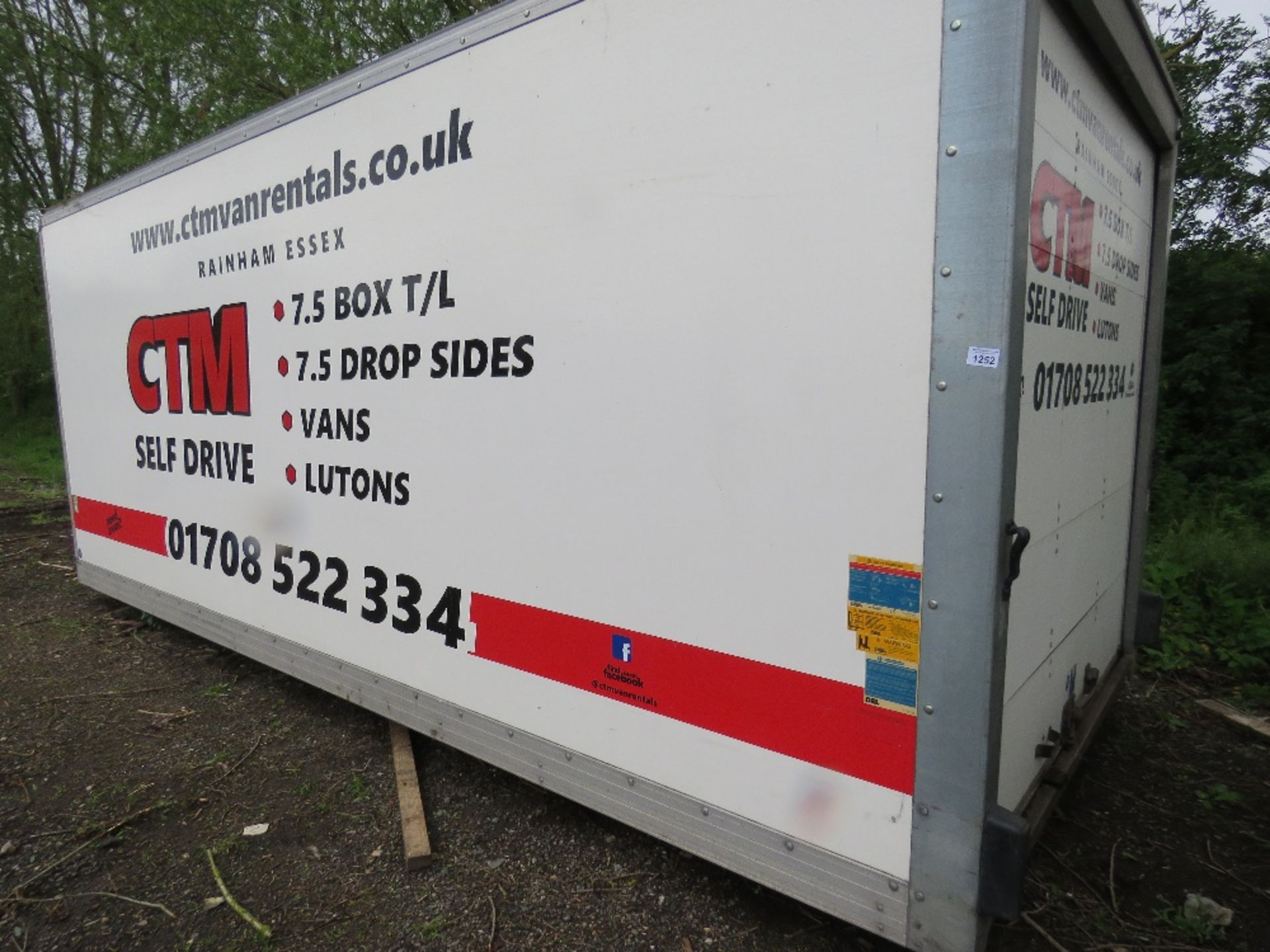 BOX BODY FROM 7.5TONNE LORRY, 20FT LENGTH WITH REAR ROLLER SHUTTER. RECENTLY REMOVED.