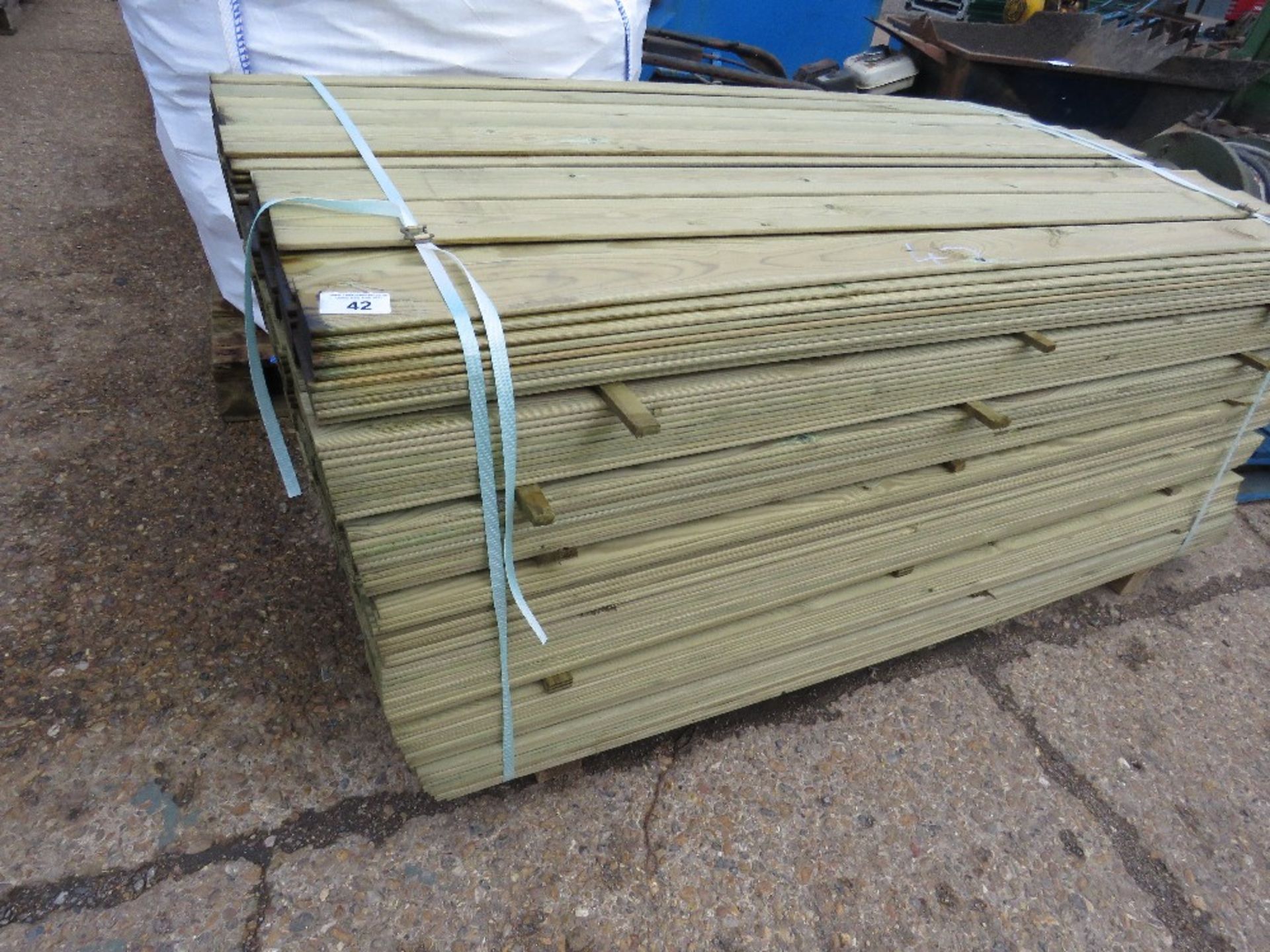 LARGE PACK OF MACHINED HIT AND MISS FENCING BOARDS, TREATED, 1.74M X 10CM APPROX.