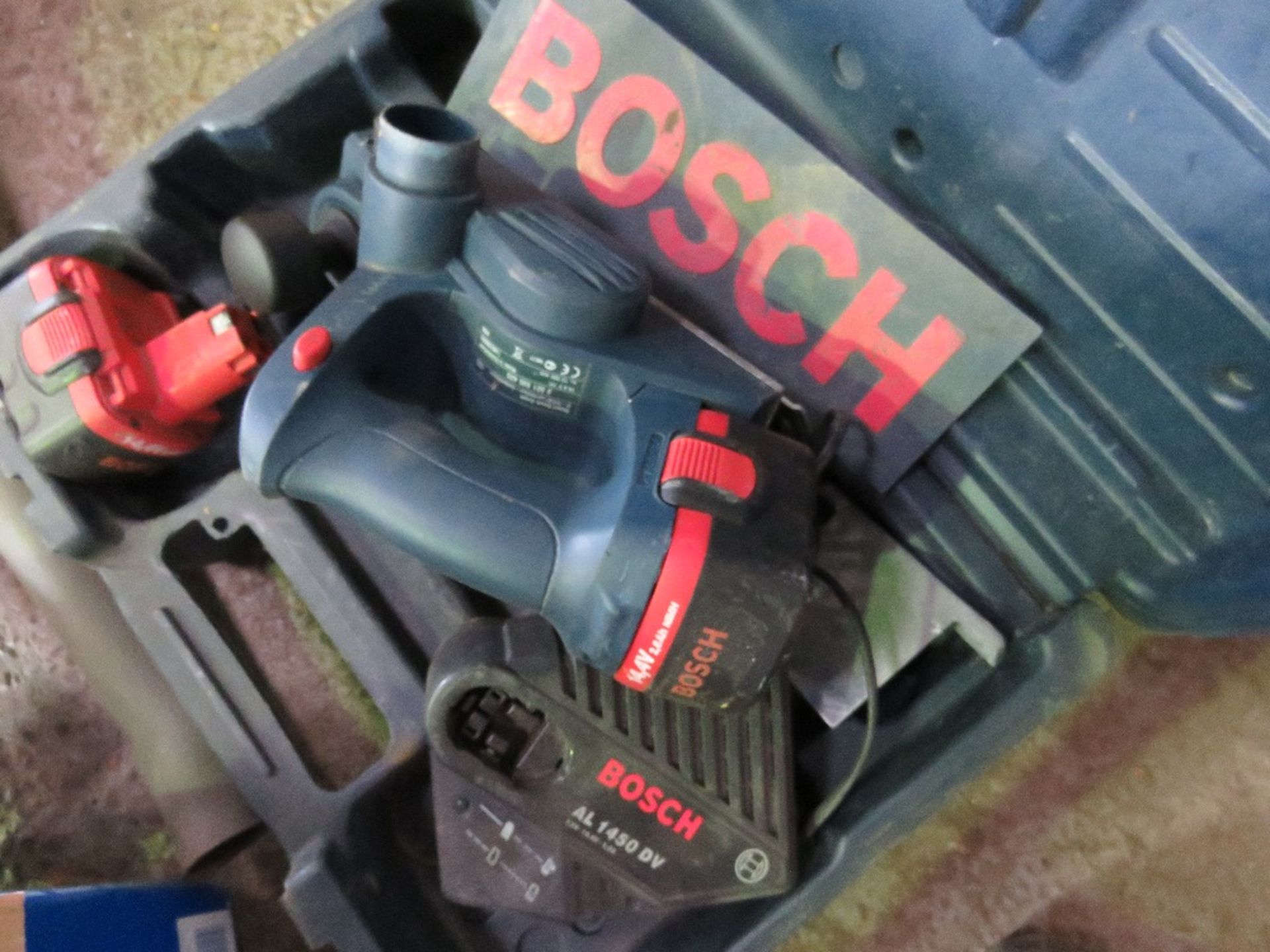 BOSCH BATTERY POWERED PLANER. - Image 3 of 3