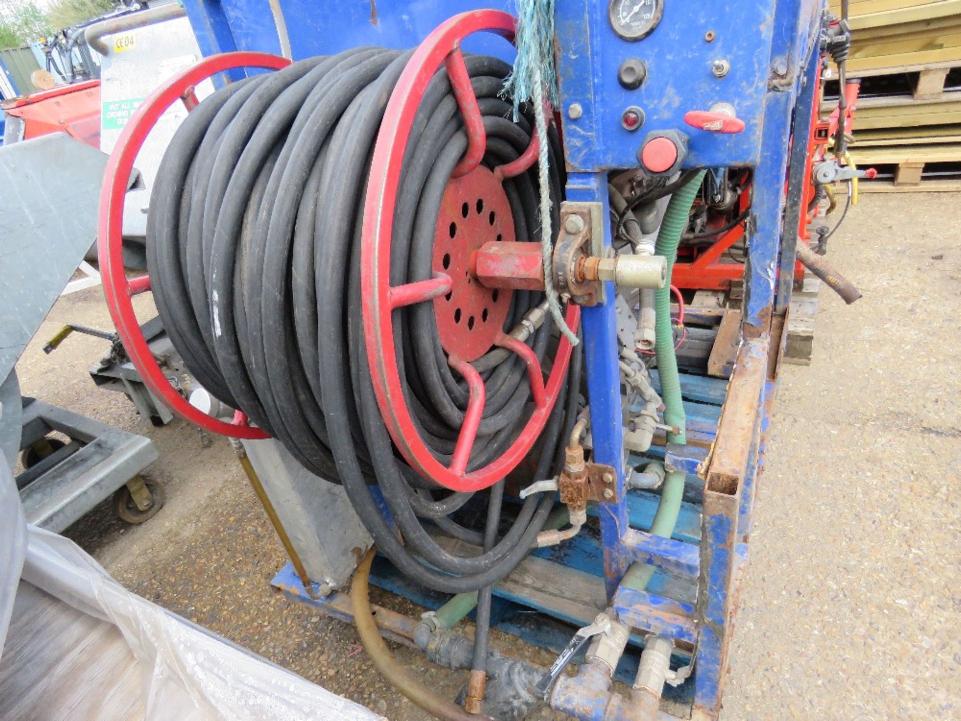 LISTER 3 CYLINDER ENGINED HIGH PRESSURE JETTER/WASHER UNIT, UNTESTED, CONDITION UNKNOWN. - Image 2 of 5
