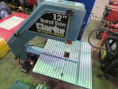 SMALL SIZED HOBBY BANDSAW, 240VOLT POWERED. UNTESTED, CONDITION UNKNOWN.