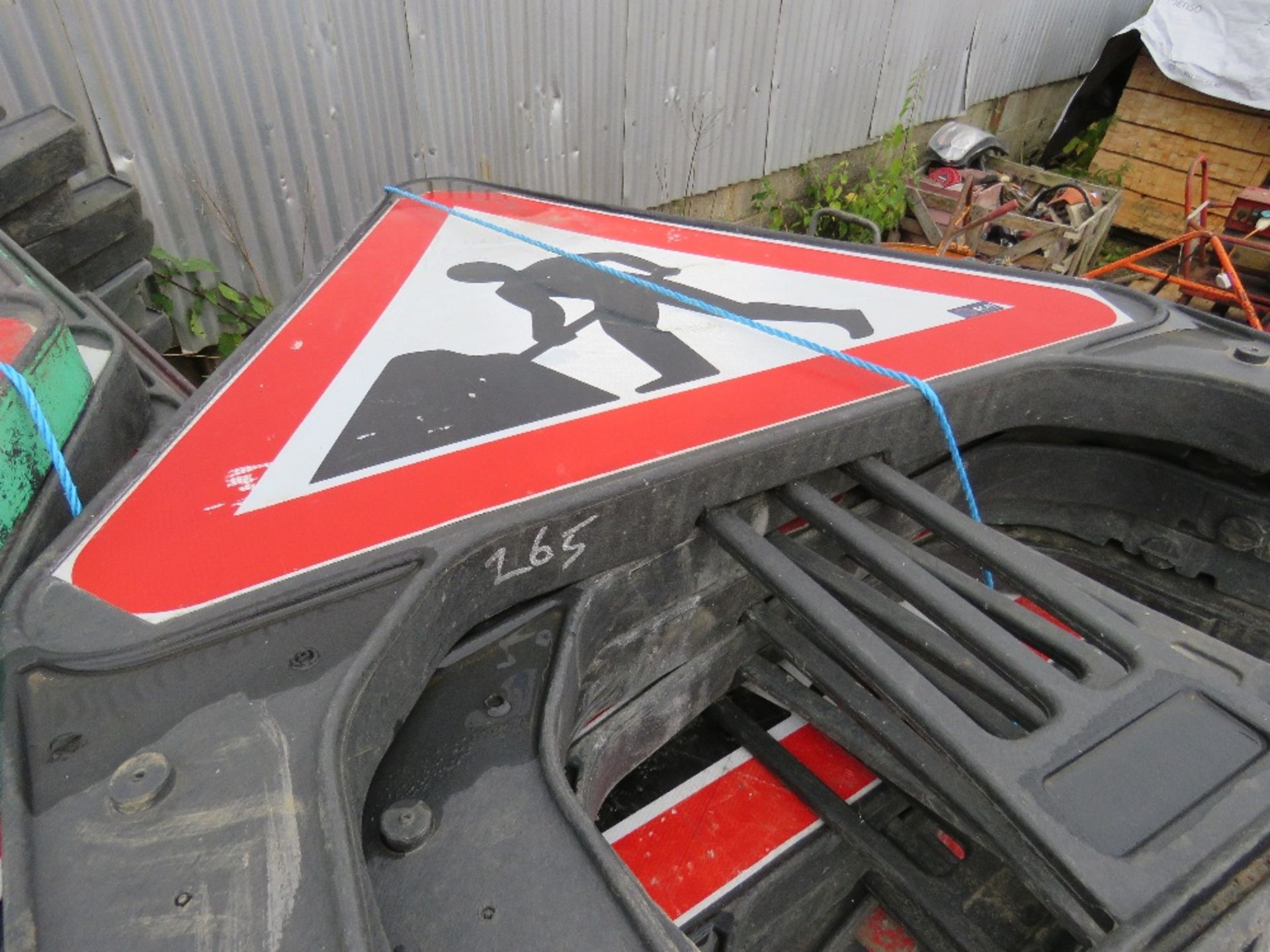 ASSORTED ROAD SIGNS, 50NO IN TOTAL APPROX. - Image 3 of 4